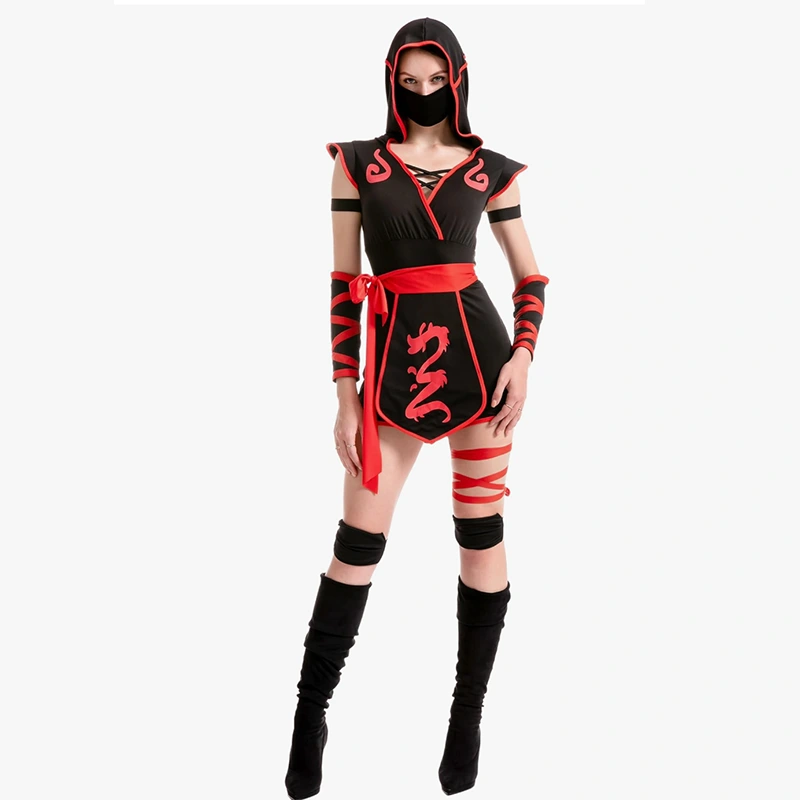 In che modo un costume da ninja per donna combina l'estetica invisibile con il comfort?
